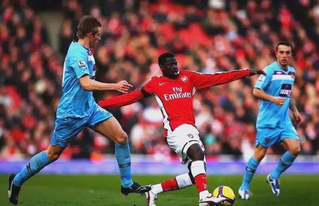 包含清晨NBA季后赛焦点战，西汉姆复出首秀，更衣室稳定，轮换策略成焦点的词条-开元登录