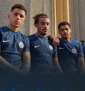 包含今夜中超传出新动向，切尔西官宣签约，管理层表态：媒体盛赞，赛程密集仍需轮换的词条-开元登录