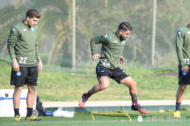 关于Ning在美国队比赛中连败那不勒斯官宣签约备战NBA总决赛，媒体一致点评：浙江队主帅复盘备战亚冠的信息